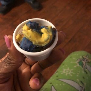 Meet your Posher, Tye